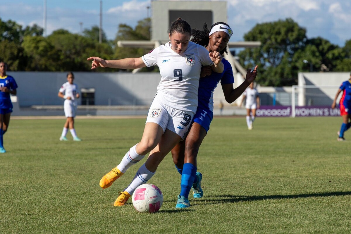 Panama's U20 Women's Team Dominates Bonaire 13-0