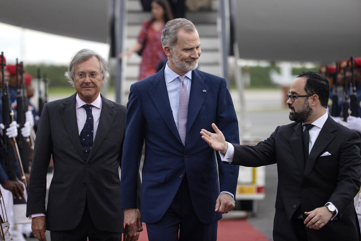 The King of Spain Arrives in Santo Domingo