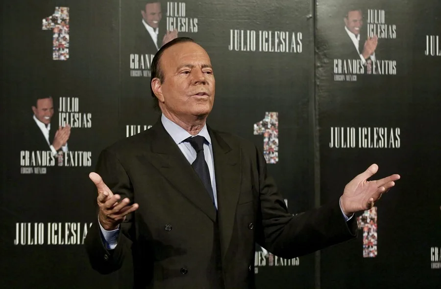 Women Accuse Julio Iglesias of Abuse in Dominican Republic